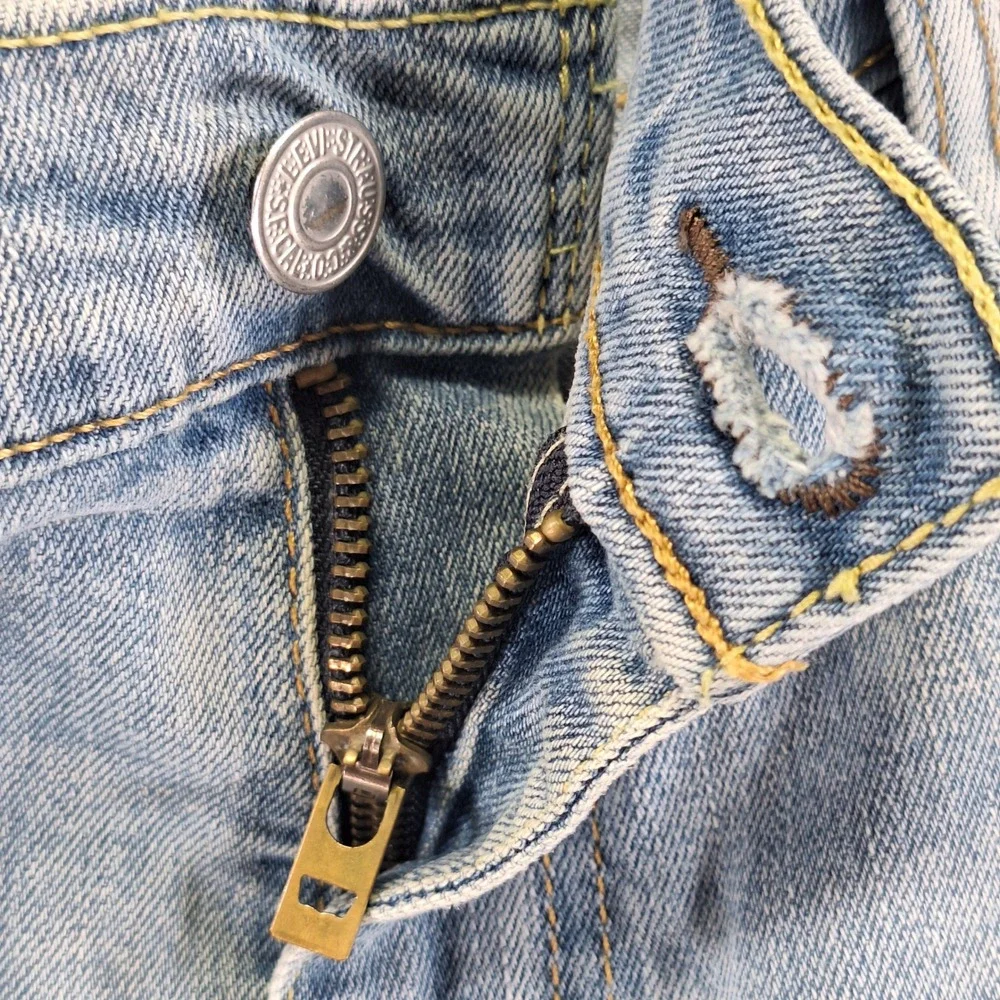 Levi Jeans Mens 36x34 (Fits 37x33) Light Wash 514 Straight Casual Streetwear